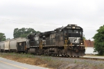 NS 8868 leads a train eastbound